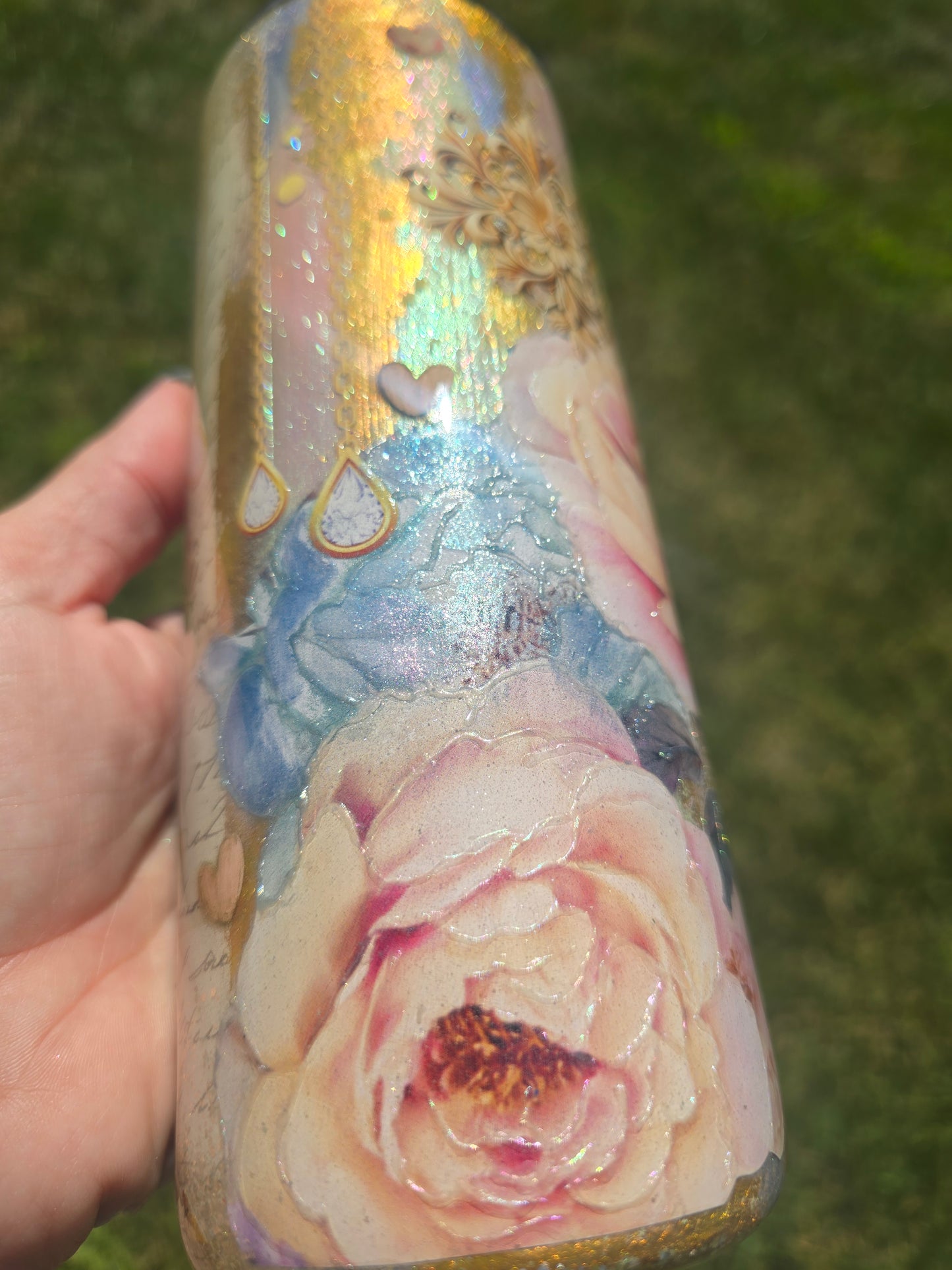 Vintage Romantic Floral Tumbler 20oz skinny