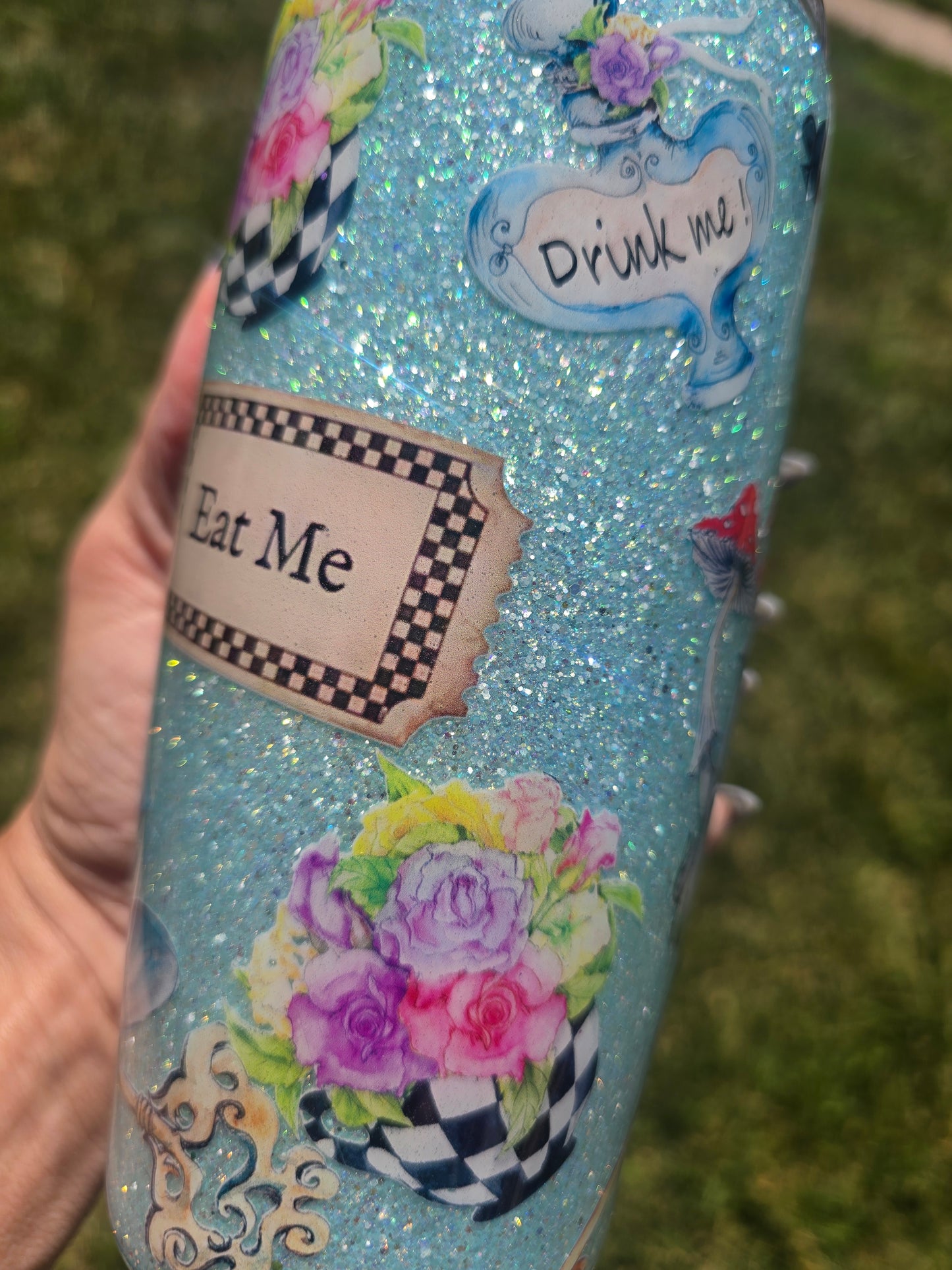 Alice in Wonderland Glitter Tumbler 20oz modern curve