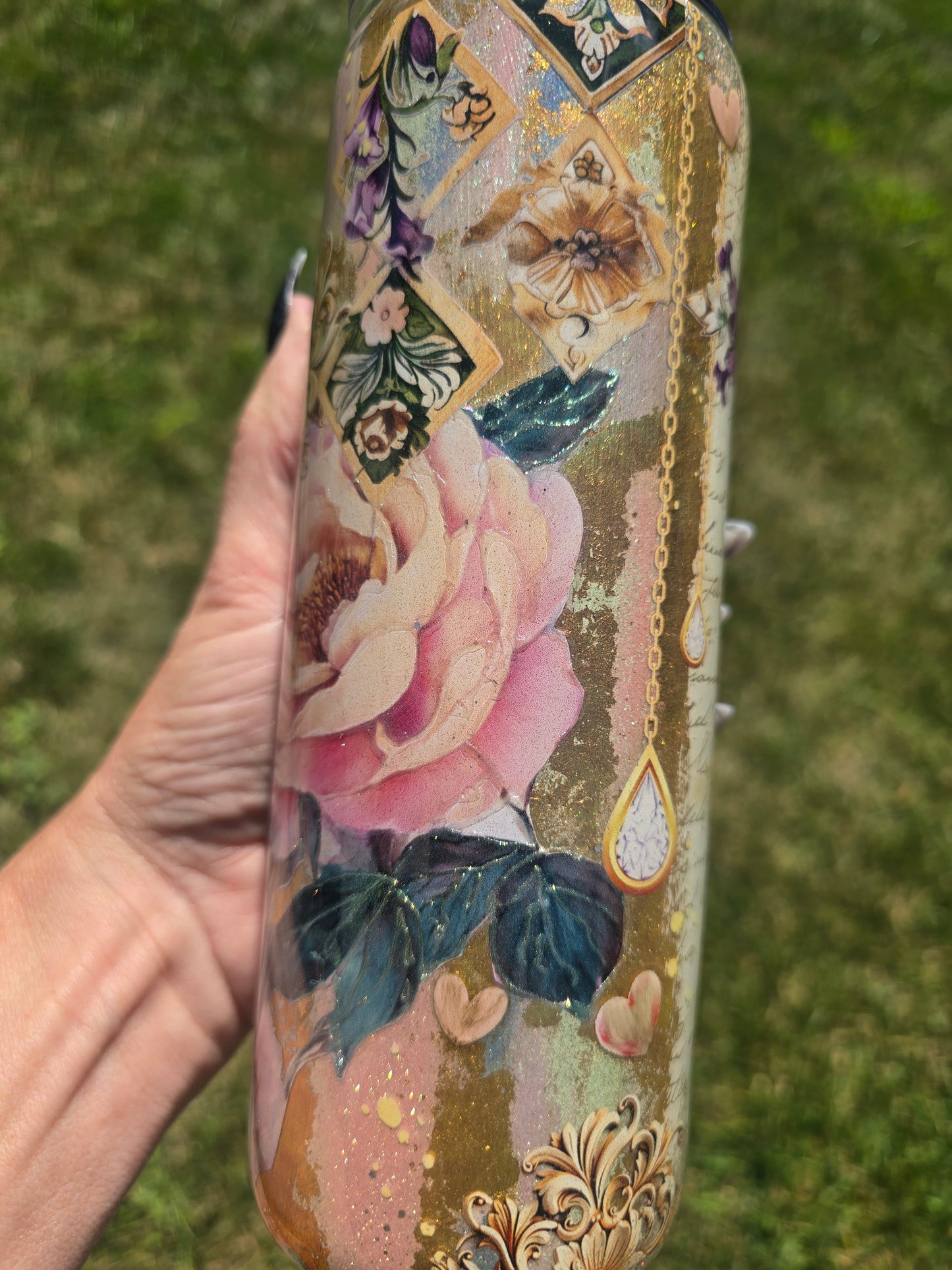 Vintage Romantic Floral Tumbler 20oz skinny