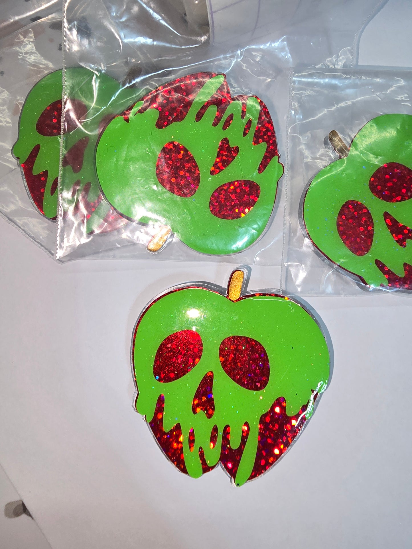 Badge Buddy- Poison Apple