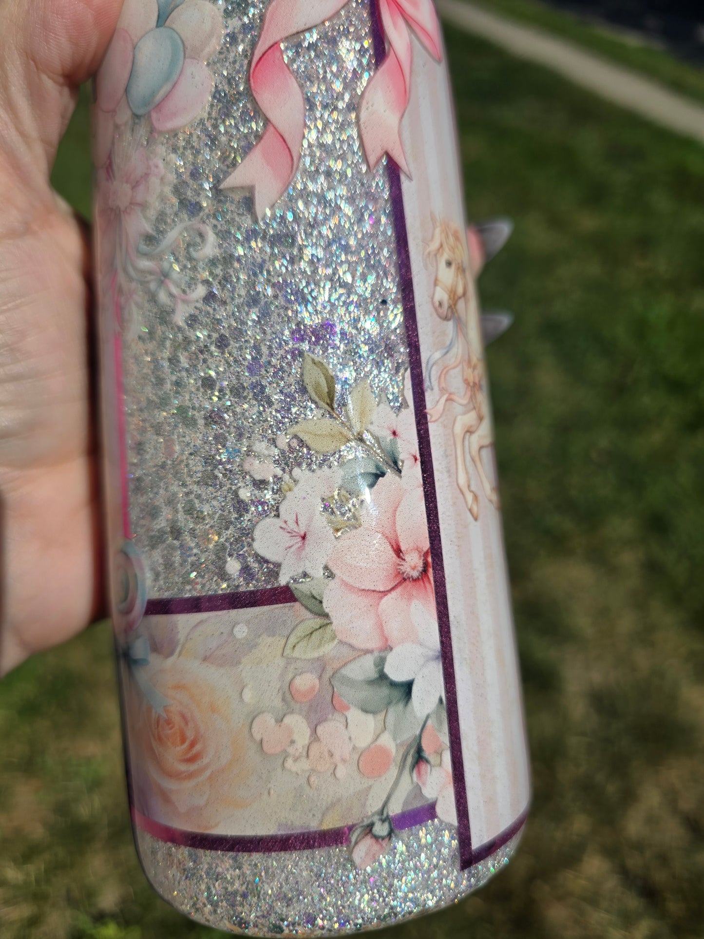 Carousel Dreams 20oz Hydro