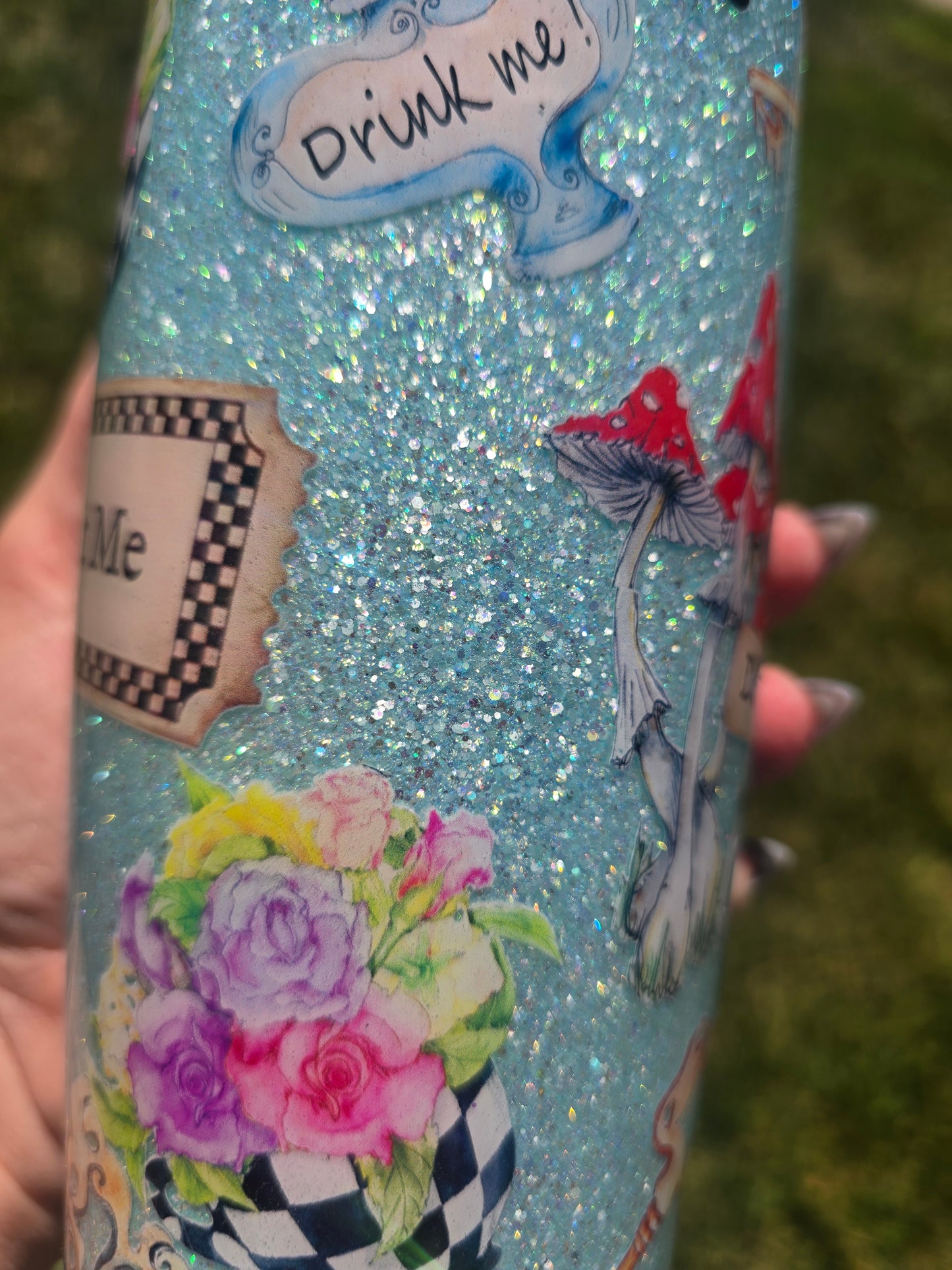 Alice in Wonderland Glitter Tumbler 20oz modern curve